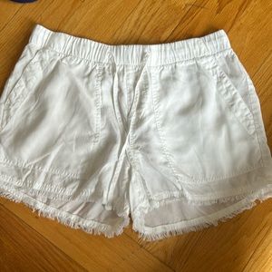 White cotton shorts